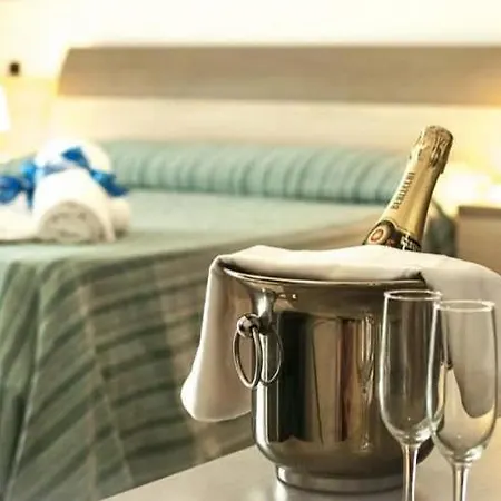 Capsulehotel Formula Roulette Vacanze *